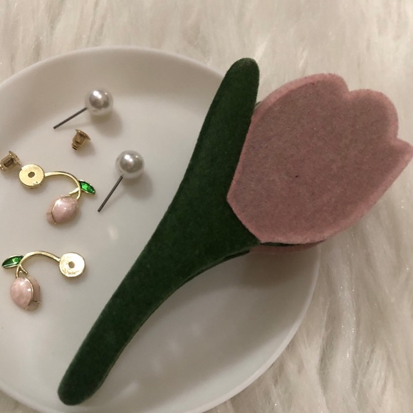 Unique elegant floral/tulip stud/dangle earrings & tulip hair clip - Picture 5 of 5